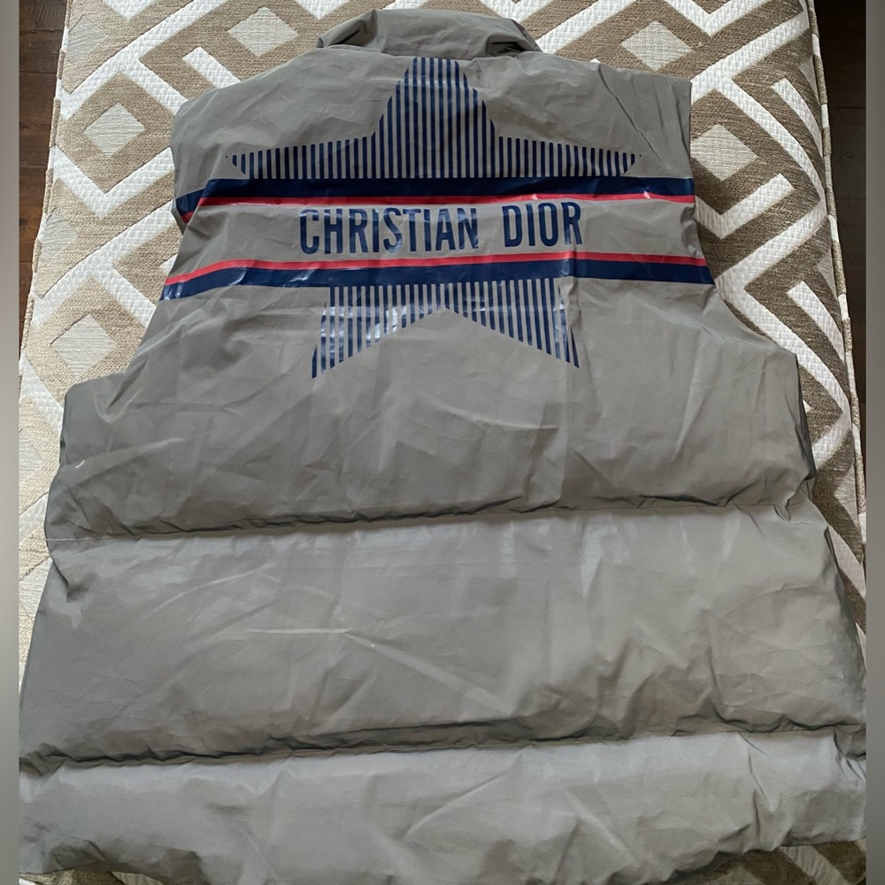 DIORALPS SLEEVELESS DOWN JACKET